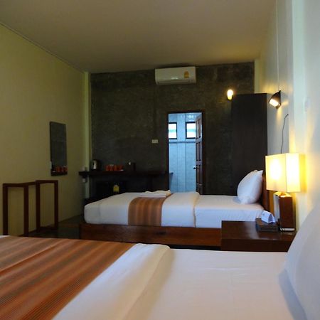 The Chevalley Beach Resort Satun Ngoại thất bức ảnh