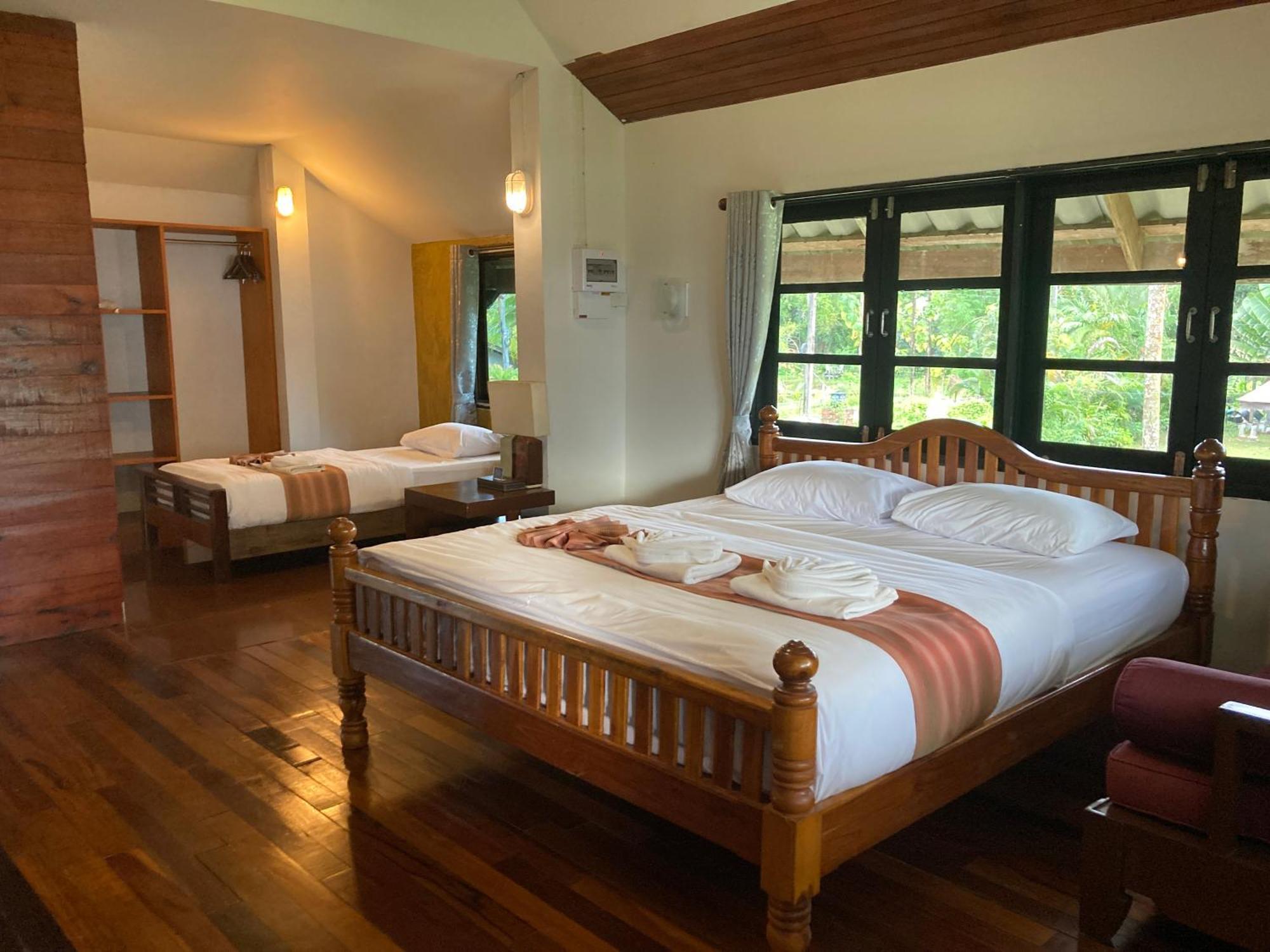 The Chevalley Beach Resort Satun Ngoại thất bức ảnh