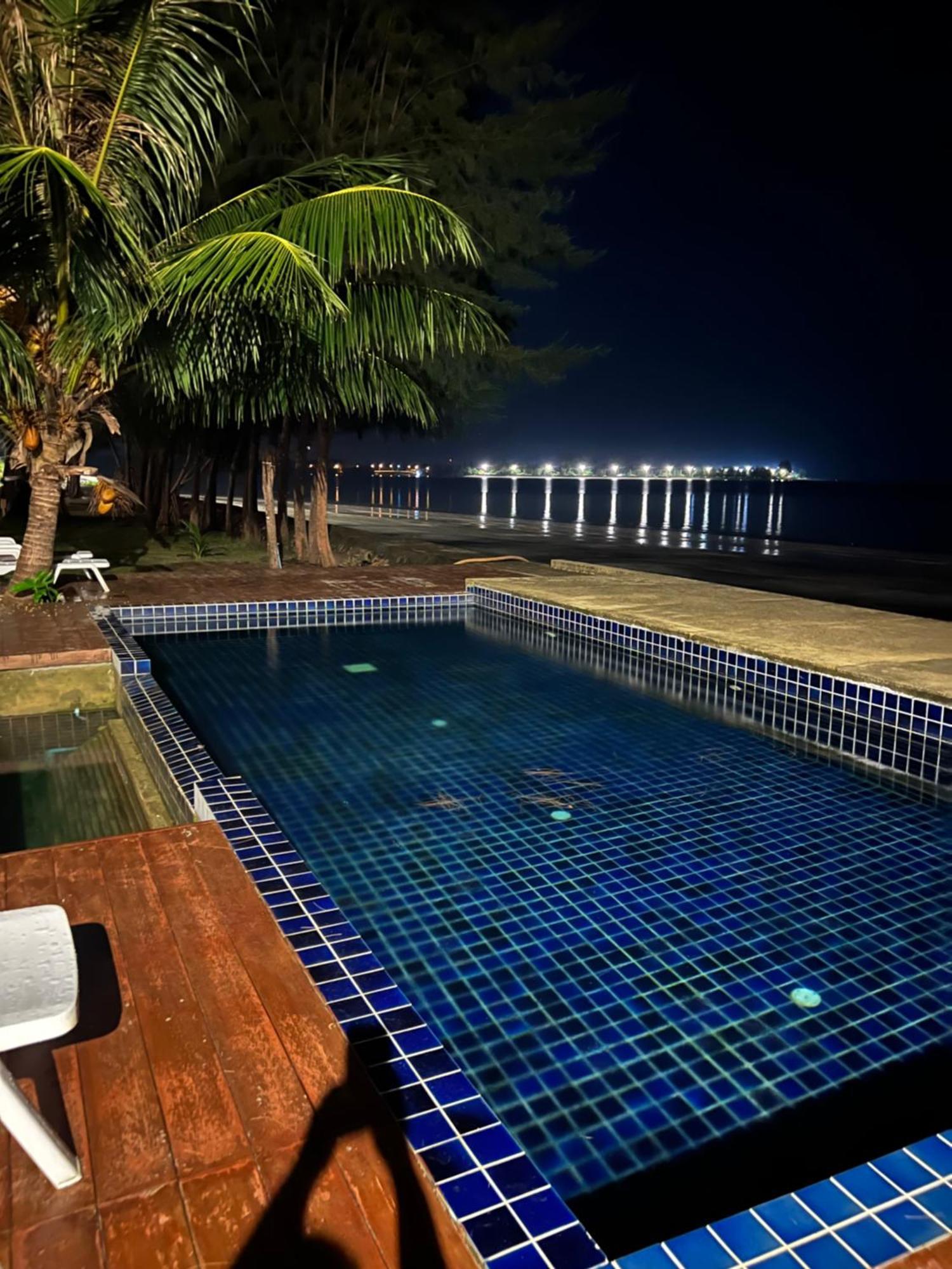 The Chevalley Beach Resort Satun Ngoại thất bức ảnh