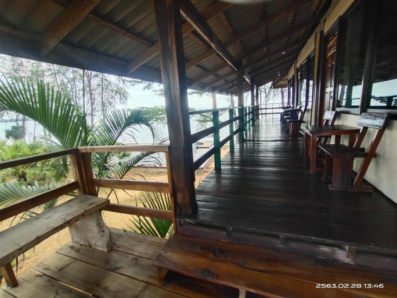 The Chevalley Beach Resort Satun Ngoại thất bức ảnh