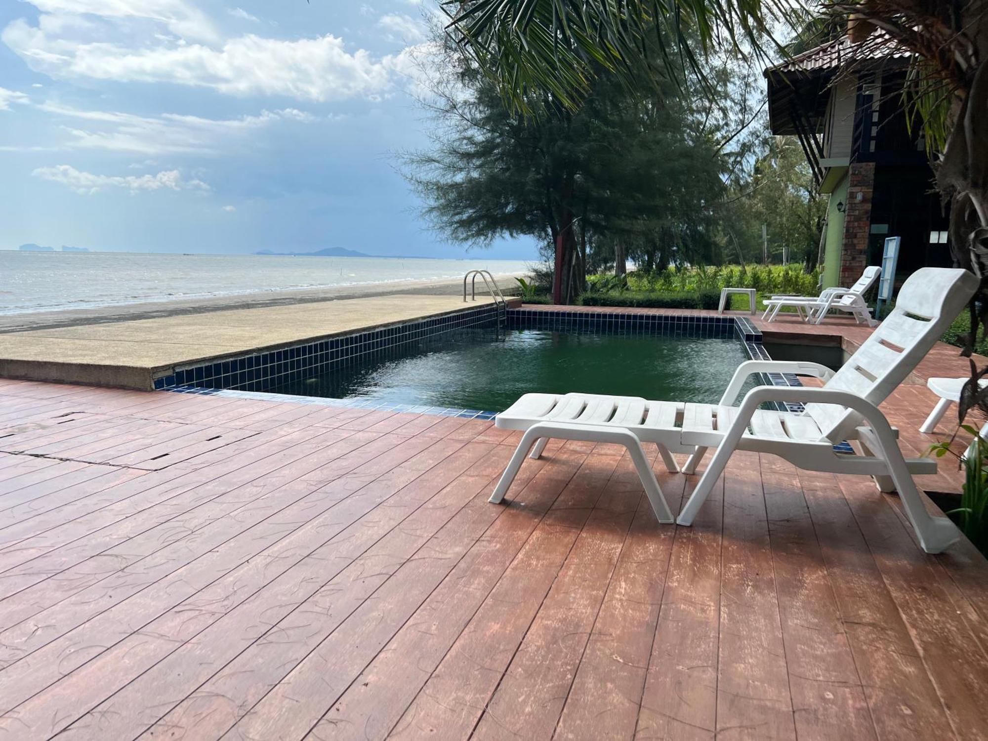 The Chevalley Beach Resort Satun Ngoại thất bức ảnh