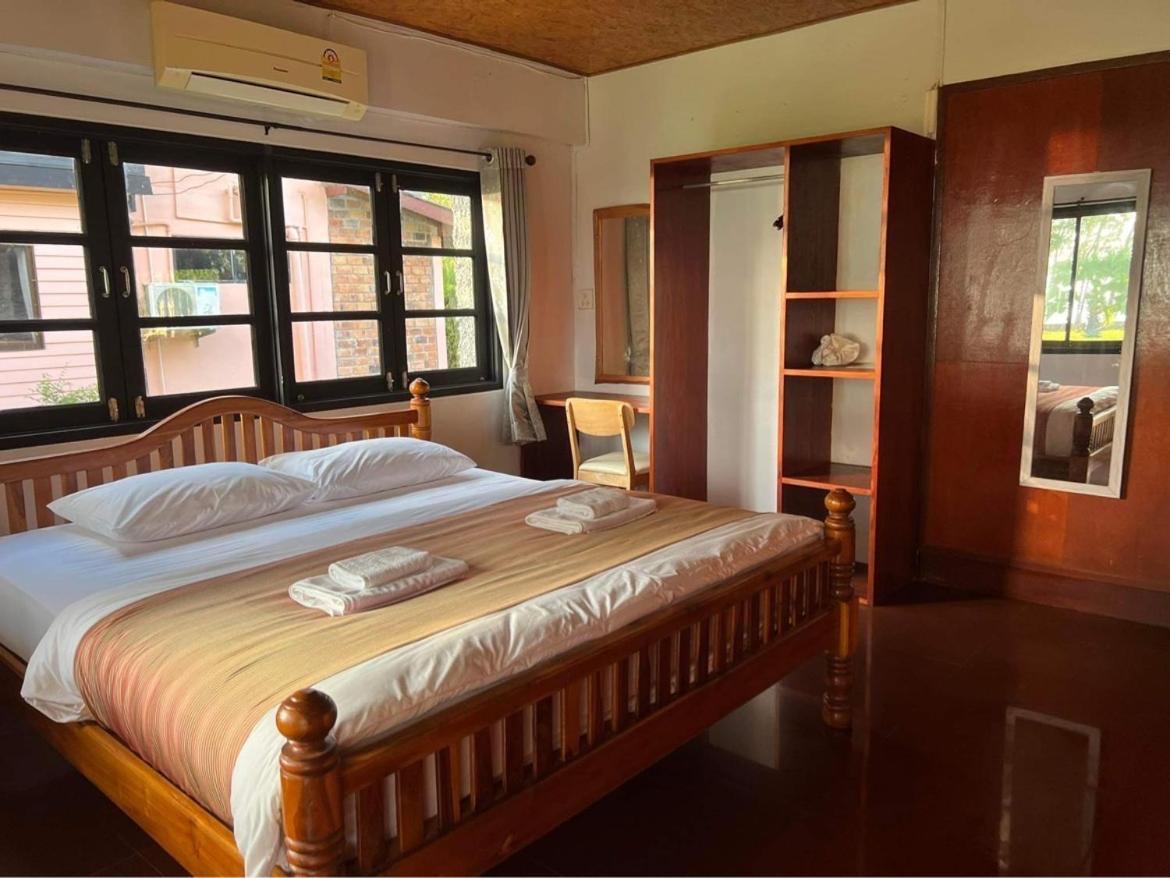 The Chevalley Beach Resort Satun Ngoại thất bức ảnh