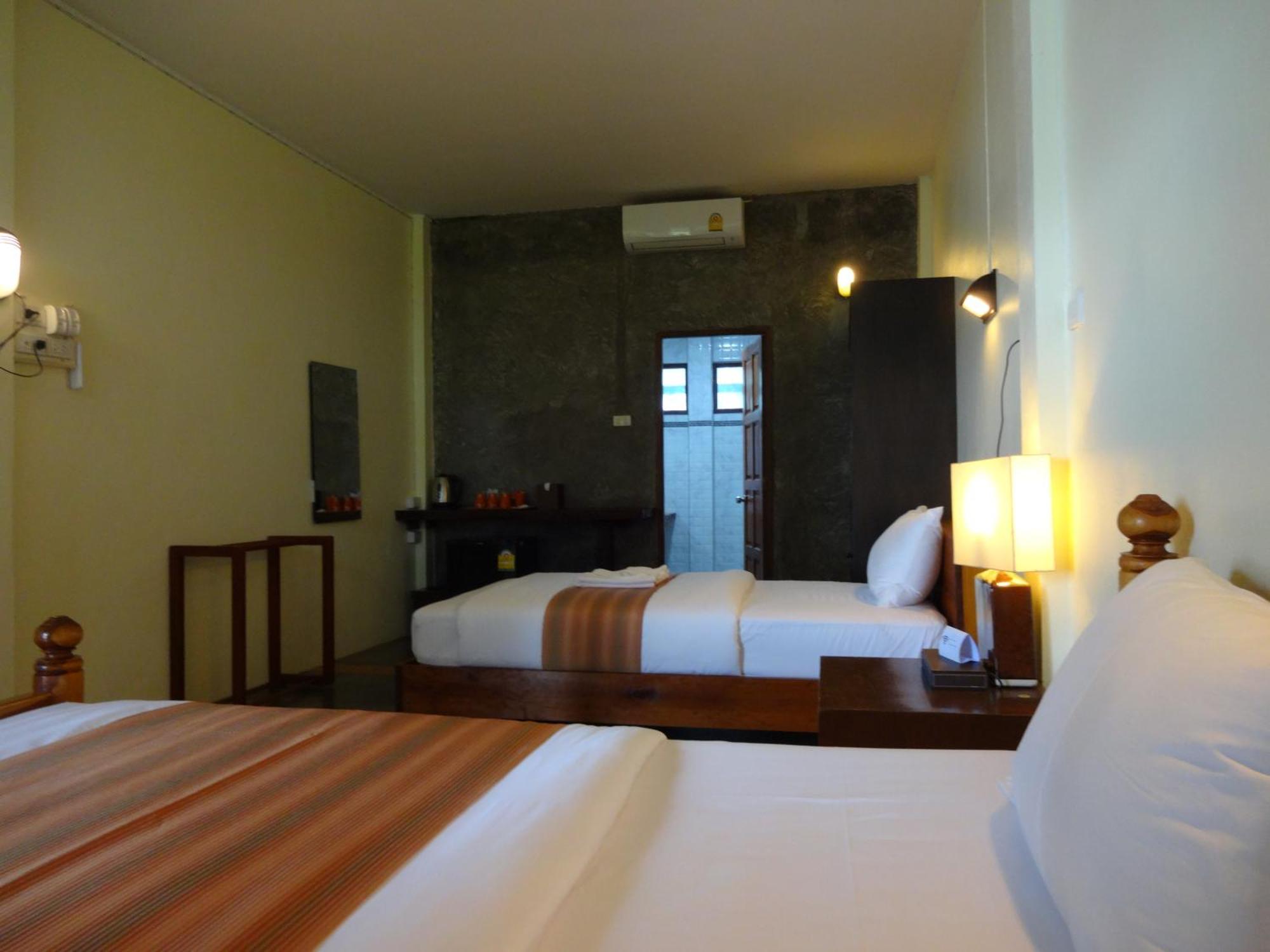 The Chevalley Beach Resort Satun Ngoại thất bức ảnh